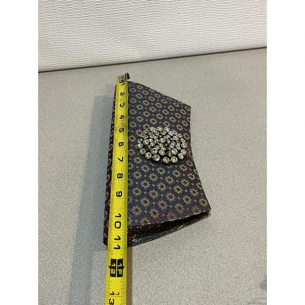 Cool Vintage 70s 80s Gold Purple Medallion RHAINSTONE  Banarasi Brocade‎ Clutch